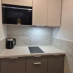 Ceglana Park- Prywatny Parking- Piekne Osiedle- Nowe Luksusowe Mieszkanie Z Biurkiem * Katovice