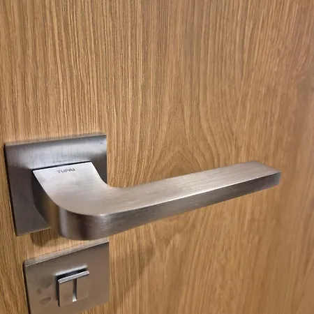 Ceglana Park- Prywatny Parking- Piekne Osiedle- Nowe Luksusowe Mieszkanie Z Biurkiem 카토비체