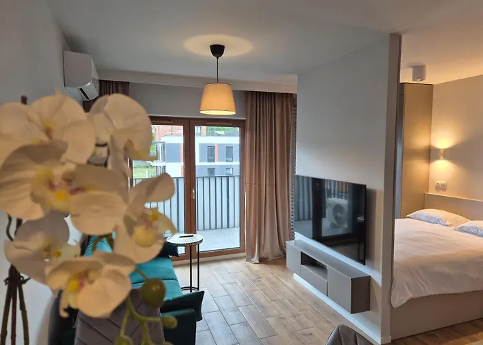 דירה Ceglana Park- Prywatny Parking- Piekne Osiedle- Nowe Luksusowe Mieszkanie Z Biurkiem *