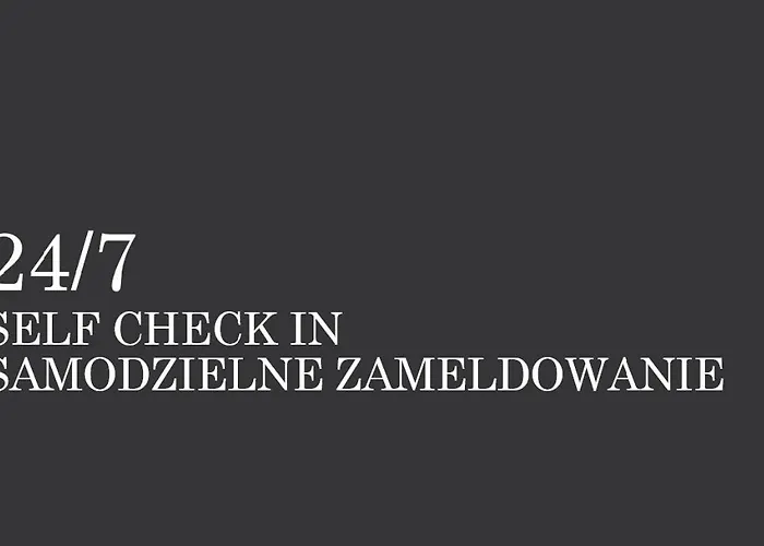 דירה Ceglana Park- Prywatny Parking- Piekne Osiedle- Nowe Luksusowe Mieszkanie Z Biurkiem